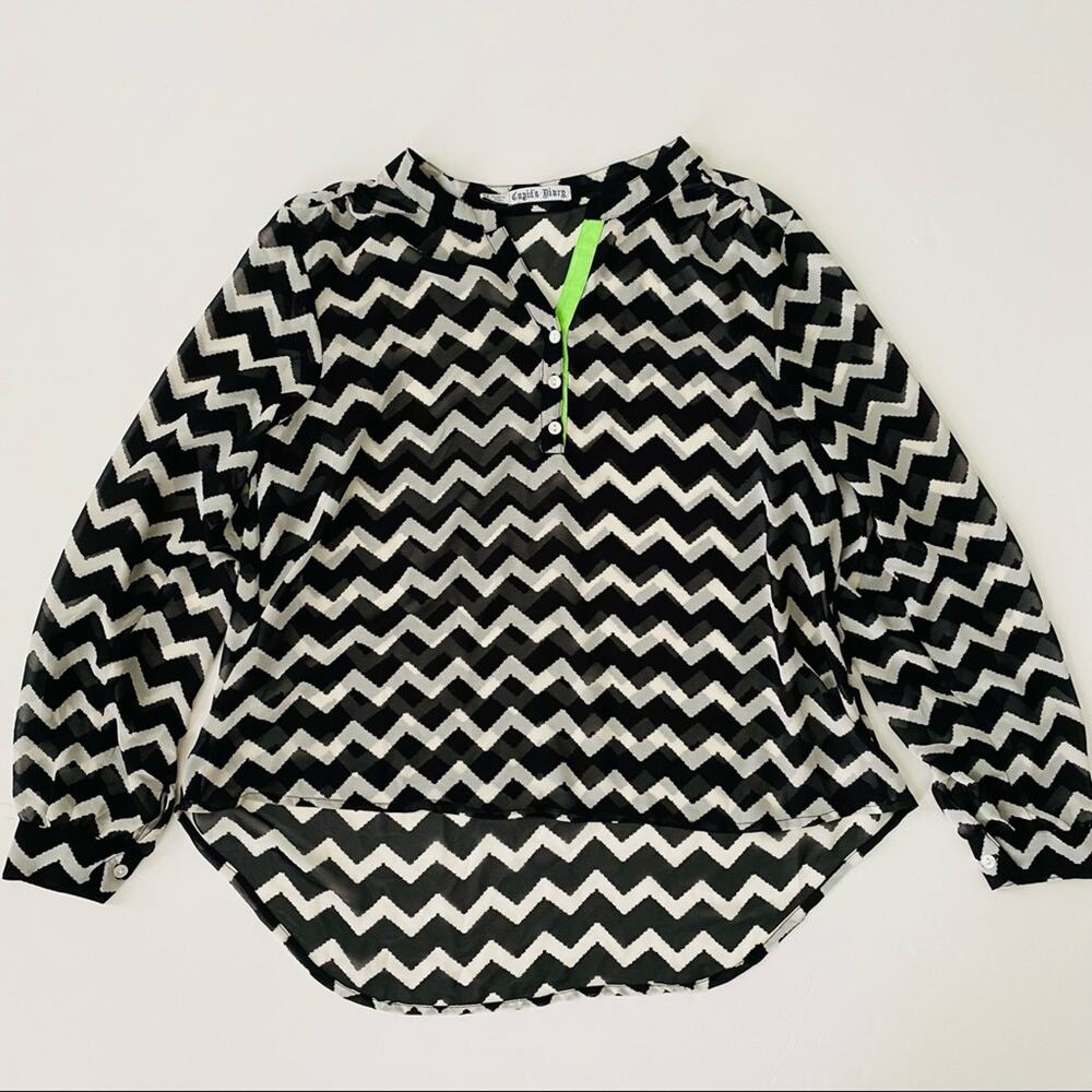 Cupids Diary | Sheer Chevron Button Front Blouse